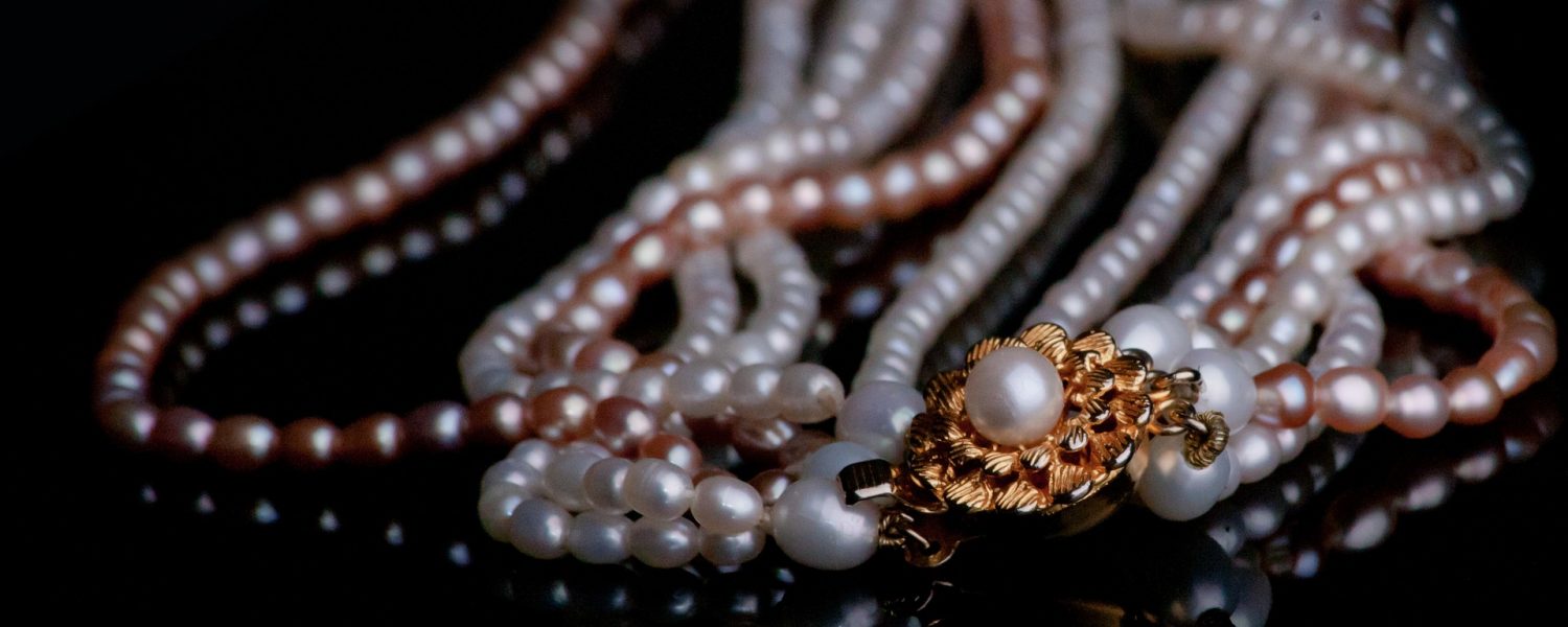 Halskette - Gold & Perlen